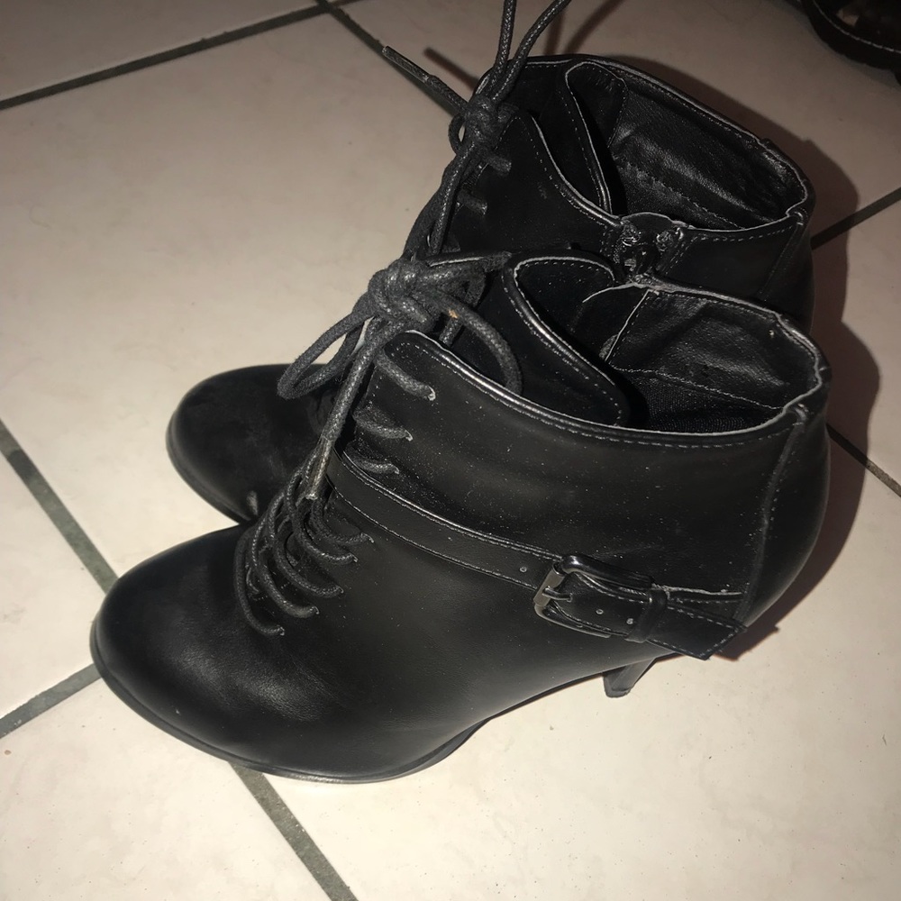 Booties - Picture 3 of 6